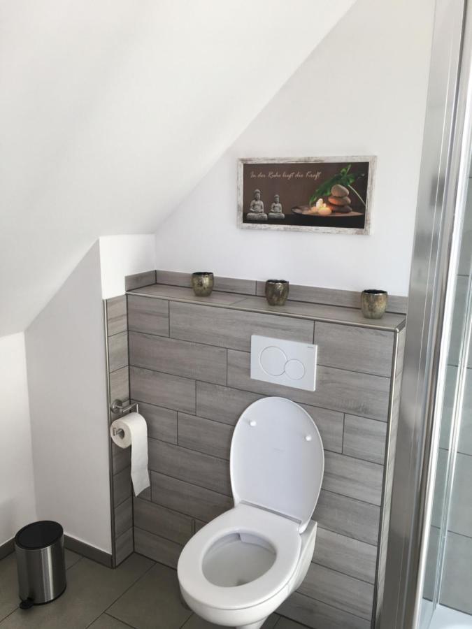 Gaeste Und Messezimmer Adelheidsdorf Dış mekan fotoğraf