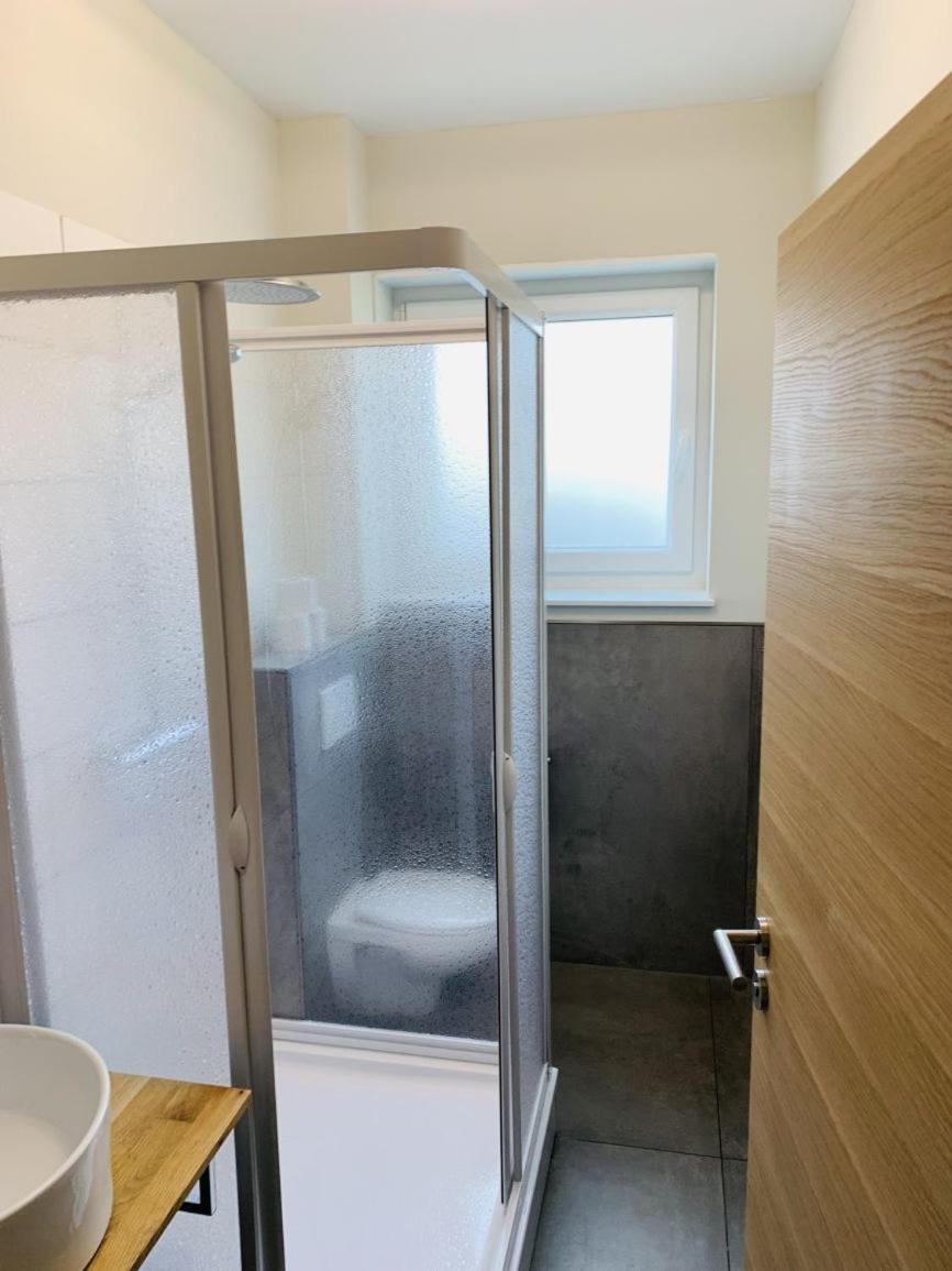 Gaeste Und Messezimmer Adelheidsdorf Dış mekan fotoğraf